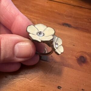 GRANDMAS JEWELRY. Approx Size 7. MUST BE BUNDLED